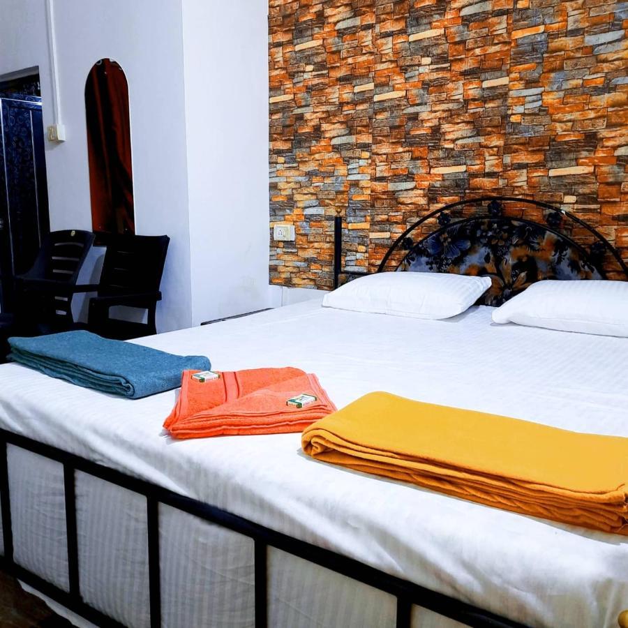 Om Sai Guest House 팔로렘 외부 사진